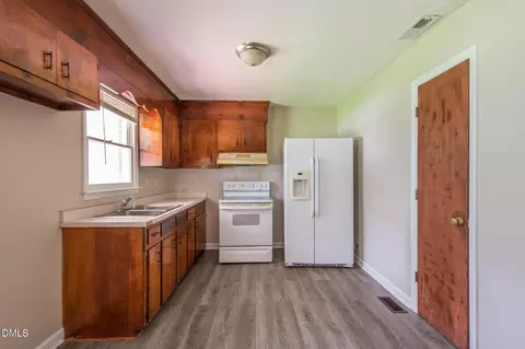 519 E Walnut Ave, Wake Forest, NC 27587 photo 6