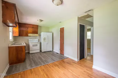 519 E Walnut Ave, Wake Forest, NC 27587 photo 5