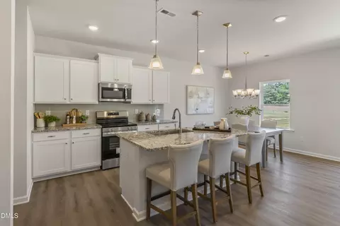 Kitchen - 183 Cheshire Downs Ct, Smithfield, NC 27577 photo 3 of 3