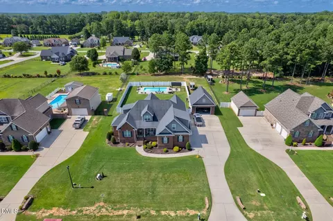 1701 Kingfisher Ct, Nashville, NC 27856