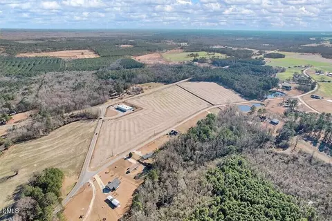 2327 Us-701 Hwy, Four Oaks, NC 27524