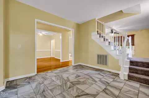 Entry Way - 2705 Steeple Run Dr, Wake Forest, NC 27587 photo 2 of 5