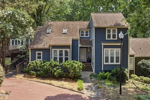5739 Sentinel Dr, Raleigh, NC 27609