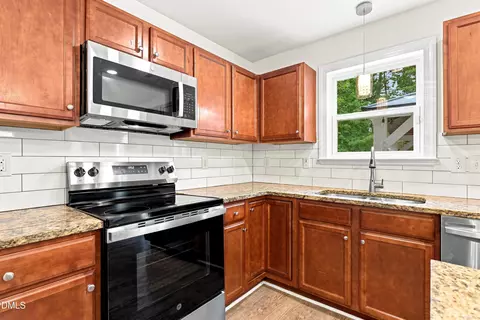 Kitchen - 1026 Statler Dr, Durham, NC 27703 photo 5 of 5