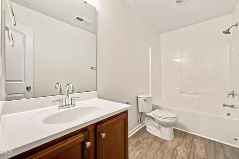 Bath - 1026 Statler Dr, Durham, NC 27703 photo 2 of 3