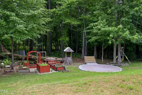 Exterior - 1026 Statler Dr, Durham, NC 27703 photo 10 of 13