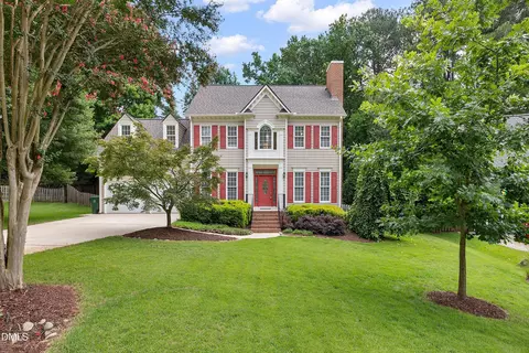 107 Lulworth Ct, Cary, NC 27519