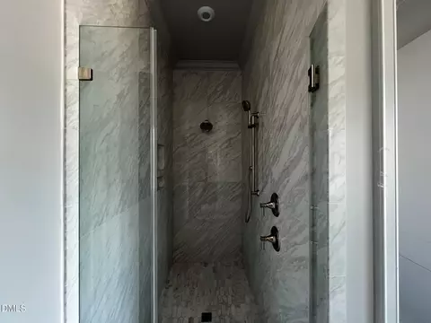 Bath - 1324 Eldon Cir, Durham, NC 27707 photo 3 of 14