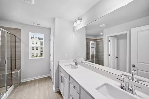 Bath - 1508 Fruit Tree Ln, Wake Forest, NC 27587 photo 1 of 3