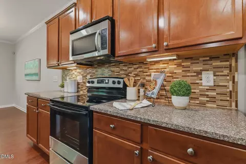 Kitchen - 3336 Althorp Dr, Raleigh, NC 27616 photo 5 of 9