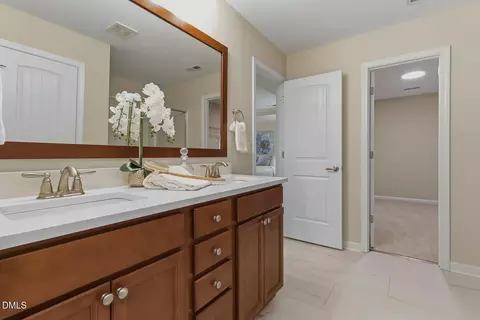 Bath - 3336 Althorp Dr, Raleigh, NC 27616 photo 2 of 5