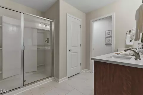 Bath - 3336 Althorp Dr, Raleigh, NC 27616 photo 3 of 5