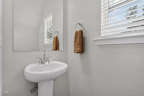 Entry Way - 108 Knotts Loop, Lillington, NC 27546 photo 10 of 10