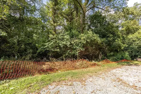 600 Bernice St, Durham, NC 27703 photo 2