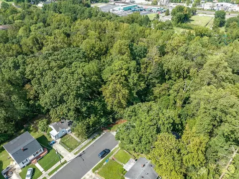 600 Bernice St, Durham, NC 27703 photo 10