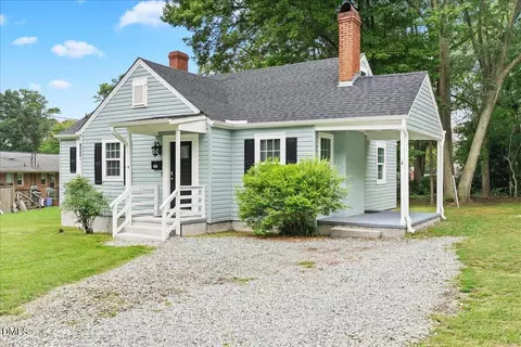 Exterior - 426 Mitchell St, Henderson, NC 27536 photo 2 of 4