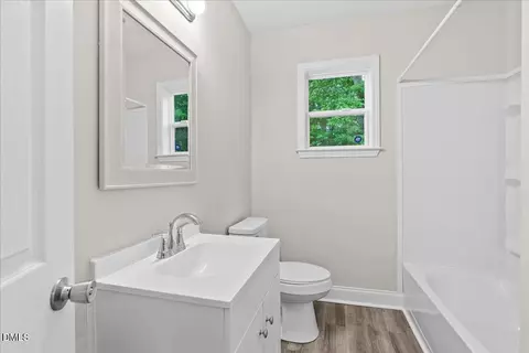 Bath - 426 Mitchell St, Henderson, NC 27536 photo 1 of 1