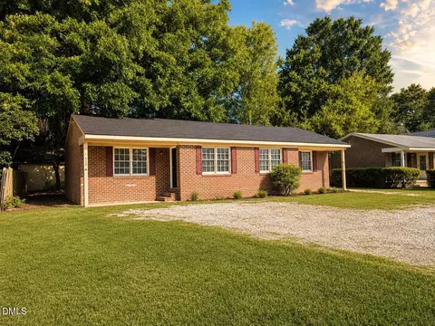 108 S Pine St, Rocky Mount, NC 27804