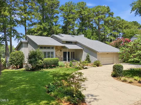 8833 Wildwood Links, Raleigh, NC 27613