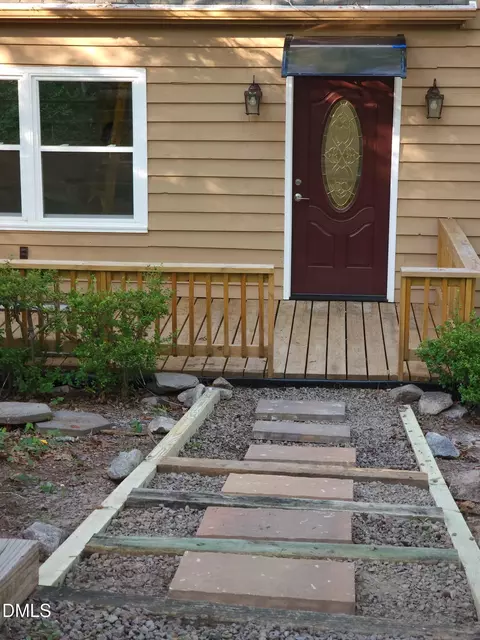 1002 N Windrace Trl, Sanford, NC 27332