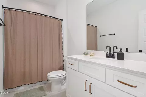 Bath - 48 Merrifield Ln, Garner, NC 27529 photo 5 of 5