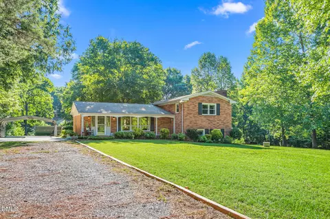 5220 Eastcrest Rd, Mcleansville, NC 27301