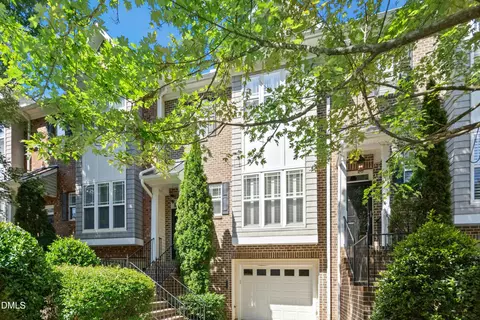 335 Rose Walk Ln, Carrboro, NC 27510