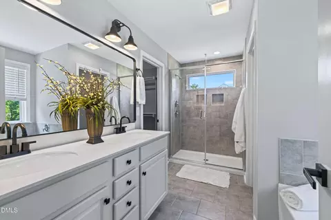 Bath - 197 E Dentaires Way, Willow Spring, NC 27592 photo 1 of 4