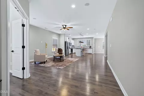 197 E Dentaires Way, Willow Spring, NC 27592 photo 5