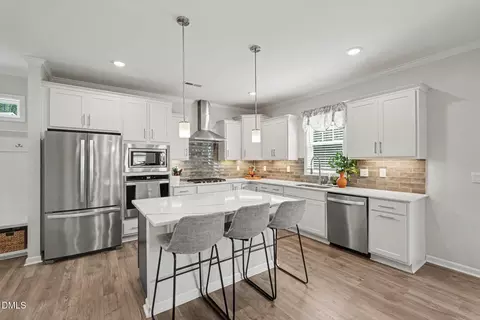 Kitchen - 40 Back Gate Ct, Clayton, NC 27527 photo 1 of 2