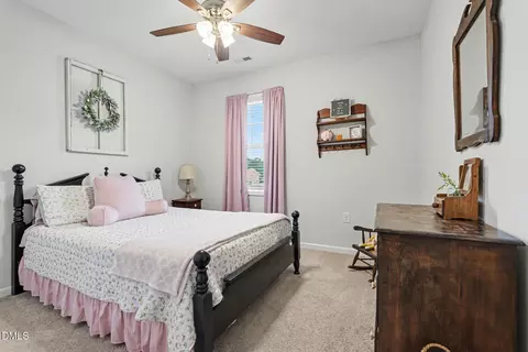Bedroom - 40 Back Gate Ct, Clayton, NC 27527 photo 7 of 8