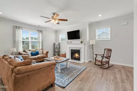 Living - 40 Back Gate Ct, Clayton, NC 27527 photo 1 of 1