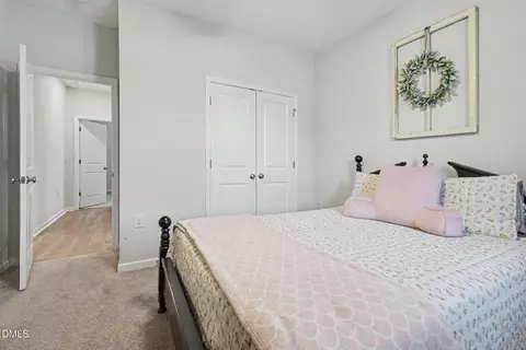 Bedroom - 40 Back Gate Ct, Clayton, NC 27527 photo 8 of 8
