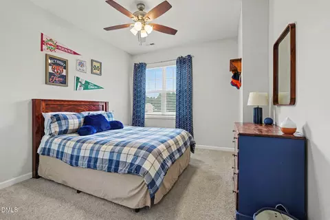 Bedroom - 40 Back Gate Ct, Clayton, NC 27527 photo 5 of 8