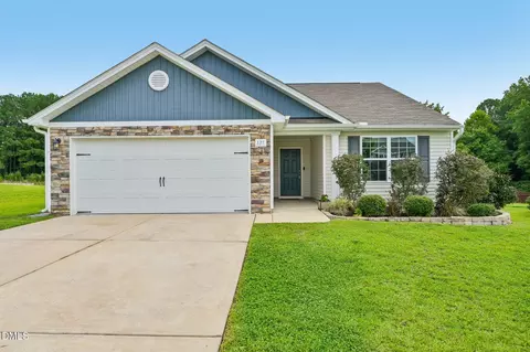 137 Old Head Way, Fuquay Varina, NC 27526