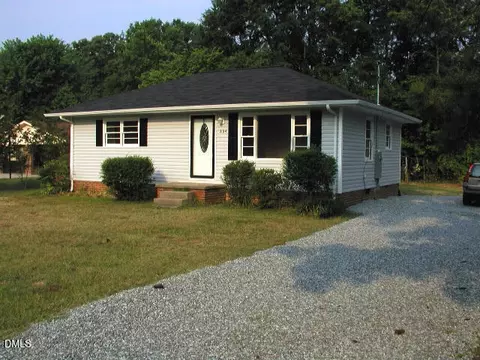 204 West St, Mebane, NC 27302