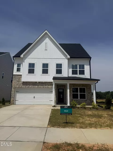 139 N Harvest Rdg Way, Clayton, NC 27520