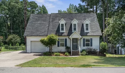 1809 Saddlewood Ln, Sanford, NC 27330