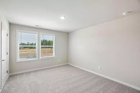 Bedroom - 141 Gilded Eagle Ave, Clayton, NC 27520 photo 7 of 10