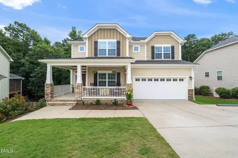 1550 Lake Louise Ln, Fuquay Varina, NC 27526