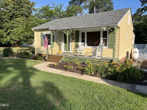 209 E Franklin St, Spring Hope, NC 27882