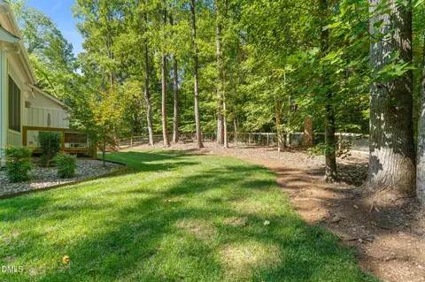 Exterior - 565 Erwin Rd, Durham, NC 27707 photo 7 of 10