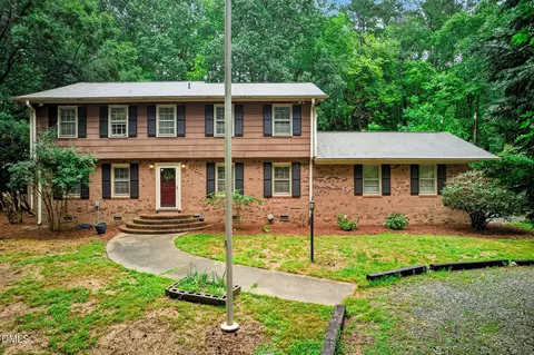 1110 Sandlewood Dr, Durham, NC 27712