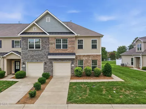 4020 Canterwood Dr, Greensboro, NC 27410