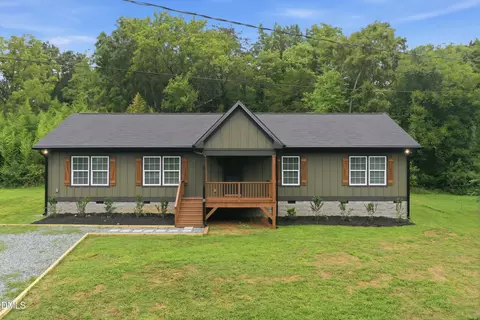509 E Webb St, Mebane, NC 27302