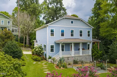 459 S Greensboro St, Carrboro, NC 27510
