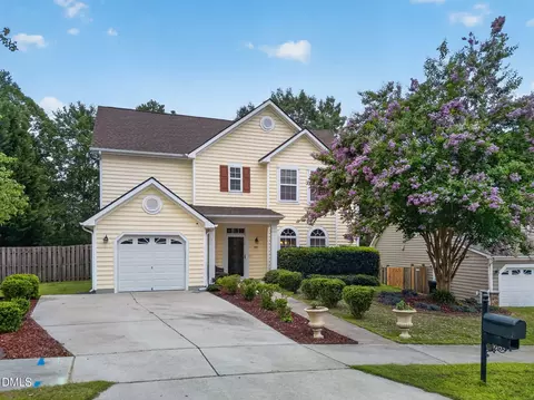 640 Long Melford Dr, Rolesville, NC 27571