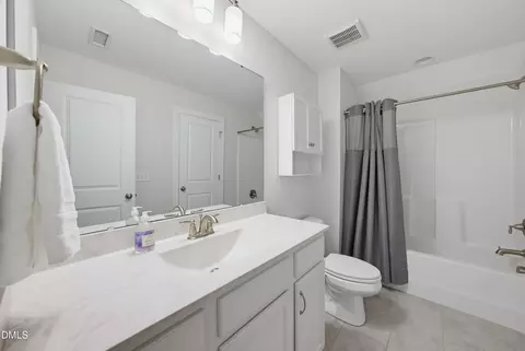 Bath - 2821 Oxford Bluff Dr, Wake Forest, NC 27587 photo 5 of 5
