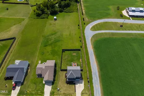 View/Area - 75 Falling Leaf Ln, Benson, NC 27504 photo 1 of 5