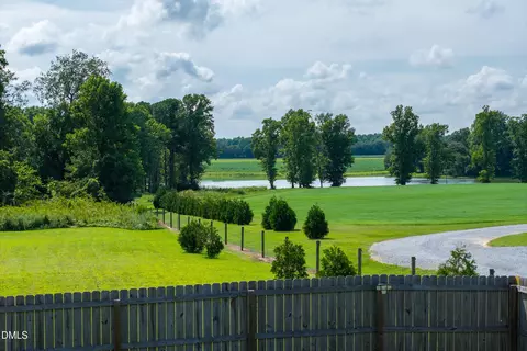 View/Area - 75 Falling Leaf Ln, Benson, NC 27504 photo 4 of 5